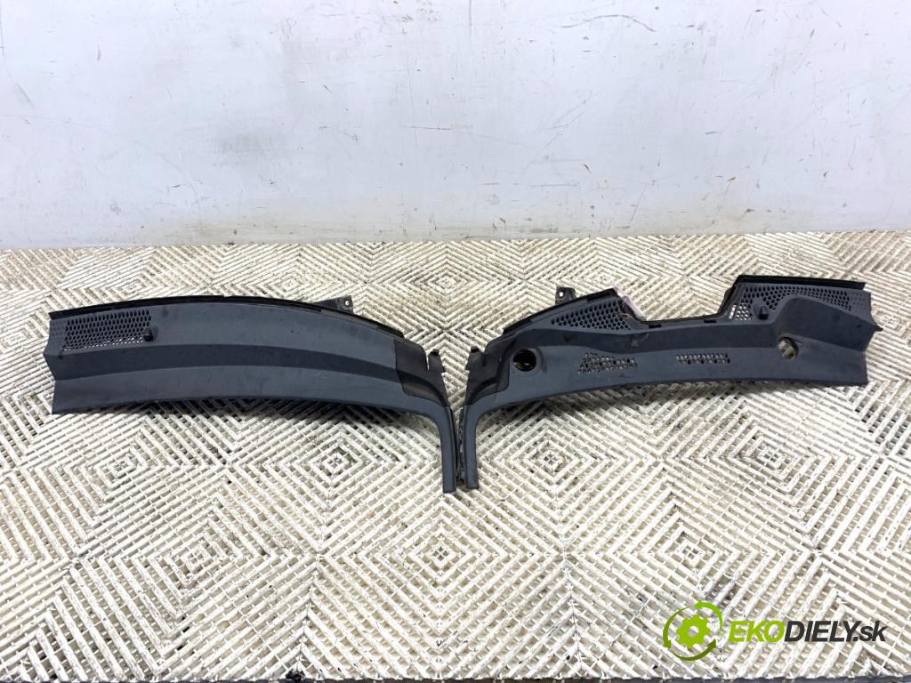 HONDA JAZZ II liftback 2004 61 kW 1.3 iDSi (GD1) 1339 Torpédo, plast pod čelné okno 74221-SAA (Torpédo (plast pod čelným sklom))