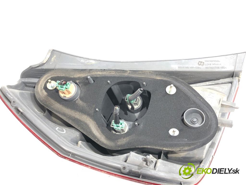 HONDA JAZZ II liftback 2004 61 kW 1.3 iDSi (GD1) 1339 světlo pravý zadní část