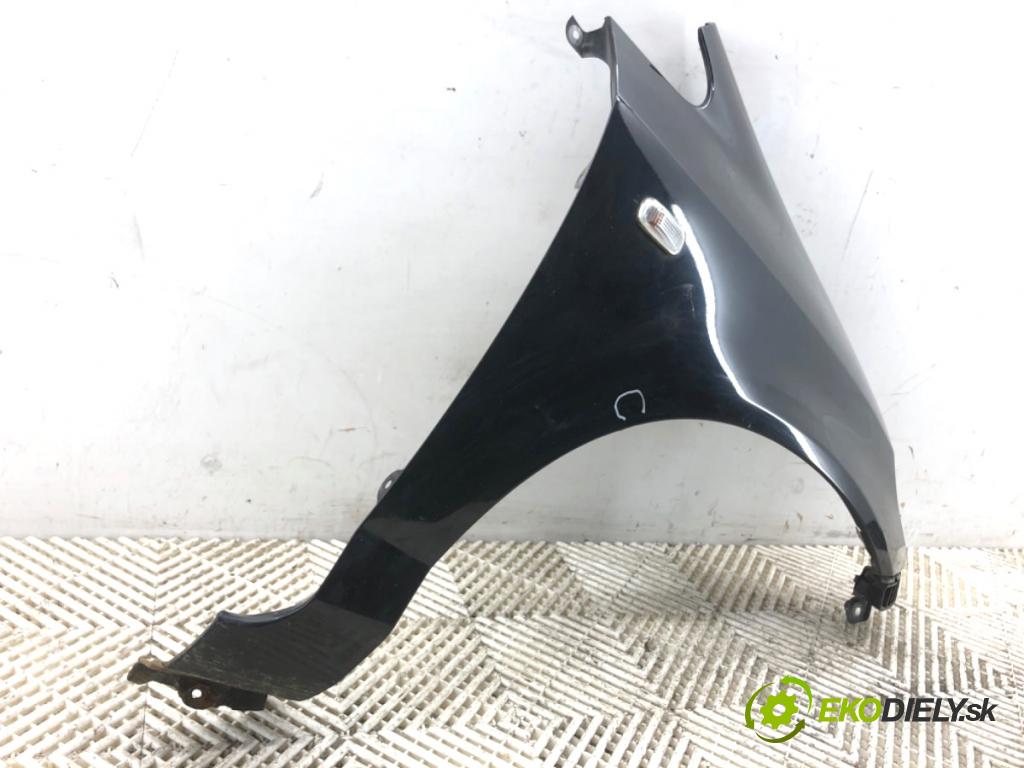 HONDA JAZZ II liftback 2004 61 kW 1.3 iDSi (GD1) 1339 blatník pravý přední část