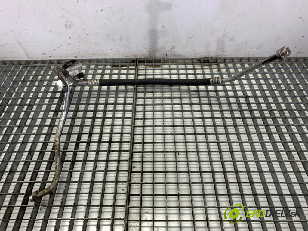 NISSAN MICRA K12 liftback 2005 65 kW 1.4 16V 1386 rúrka klimatizácie 92480AX801 (Rúrka klimatizácie)