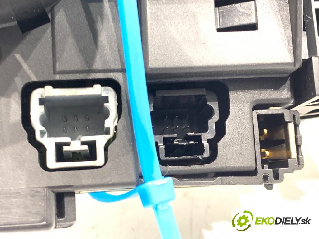 CITROEN C5 I liftback 2003 100 kW 2.0 16V (DCRFNC, DCRFNF) 1997 Prepínač kombinovaný 96477544XT (Prepínacie páčky pod volantom)