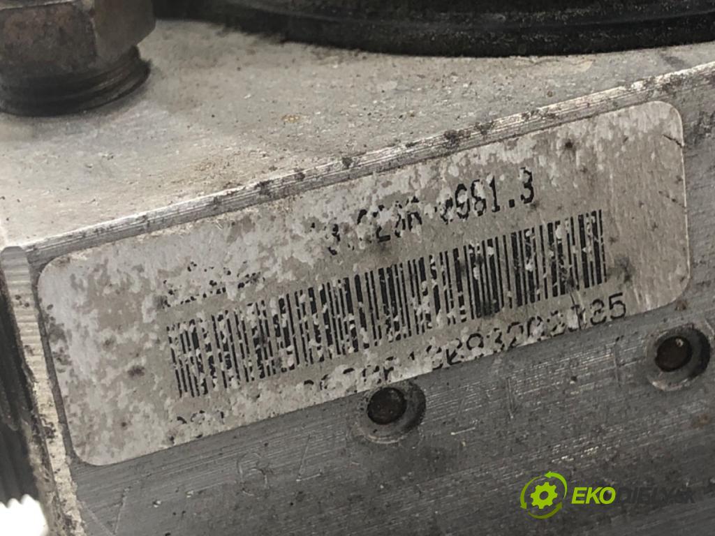 CITROEN C5 I liftback 2003 100 kW 2.0 16V (DCRFNC, DCRFNF) 1997 Pumpa ABS 9641767380 (Pumpa ABS)