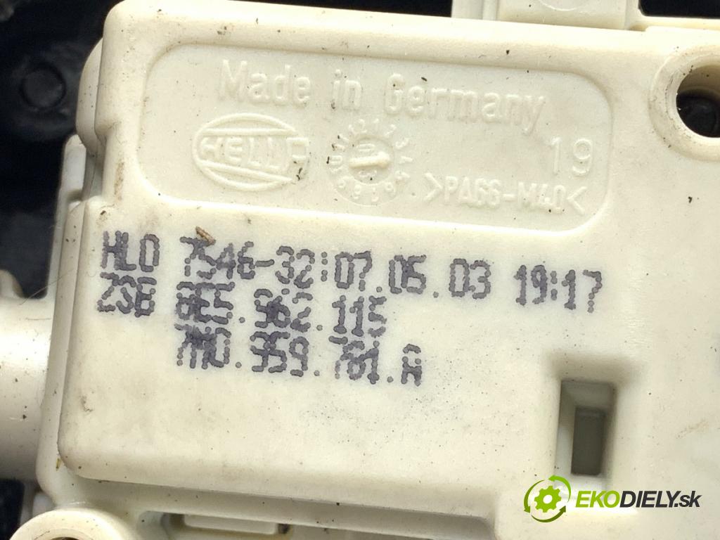 AUDI A4 B6 sedan 2003 96 kW 2.0 1984 zámok dveří zadní část 7M0959781A