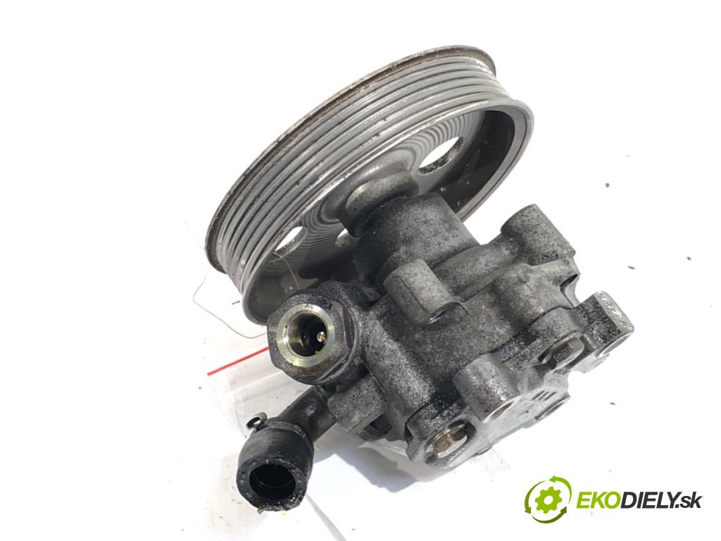 AUDI A4 B6 sedan 2003 96 kW 2.0 1984 Pumpa servočerpadlo 8D0145156T (Servočerpadlo)