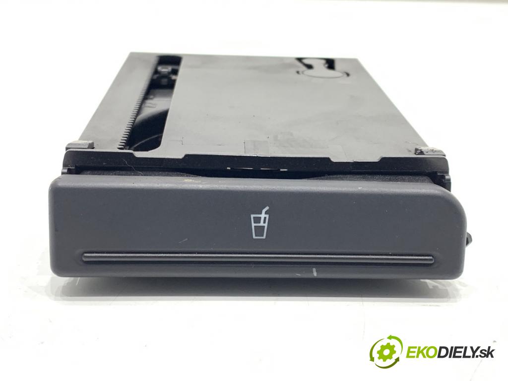 AUDI A4 B6 sedan 2003 96 kW 2.0 1984 Držiak na nápoje 8E1862534H (Držiak (úchyt) na nápoje)