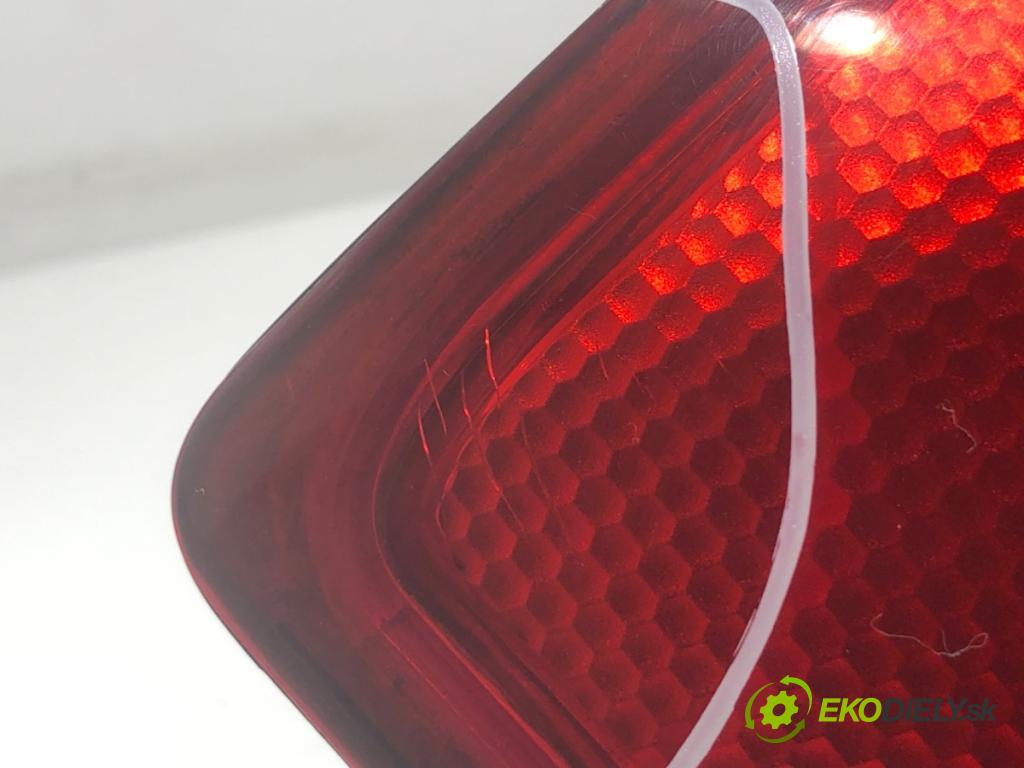 AUDI A4 B6 sedan 2003 96 kW 2.0 1984 světlo levý zadní část 8E0945095