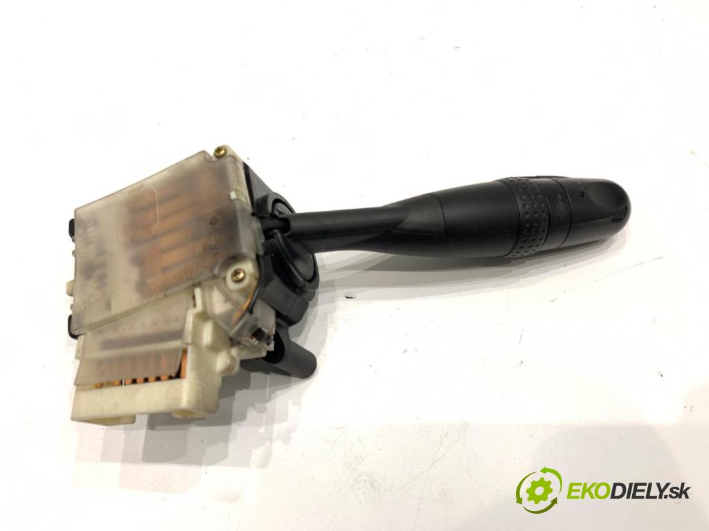 TOYOTA COROLLA E12 liftback 2004 85 kW 2.0 D-4D (CDE120R_, CDE120L_) 1995 Prepínač smeroviek 02180-173713 (Prepínacie páčky pod volantom)