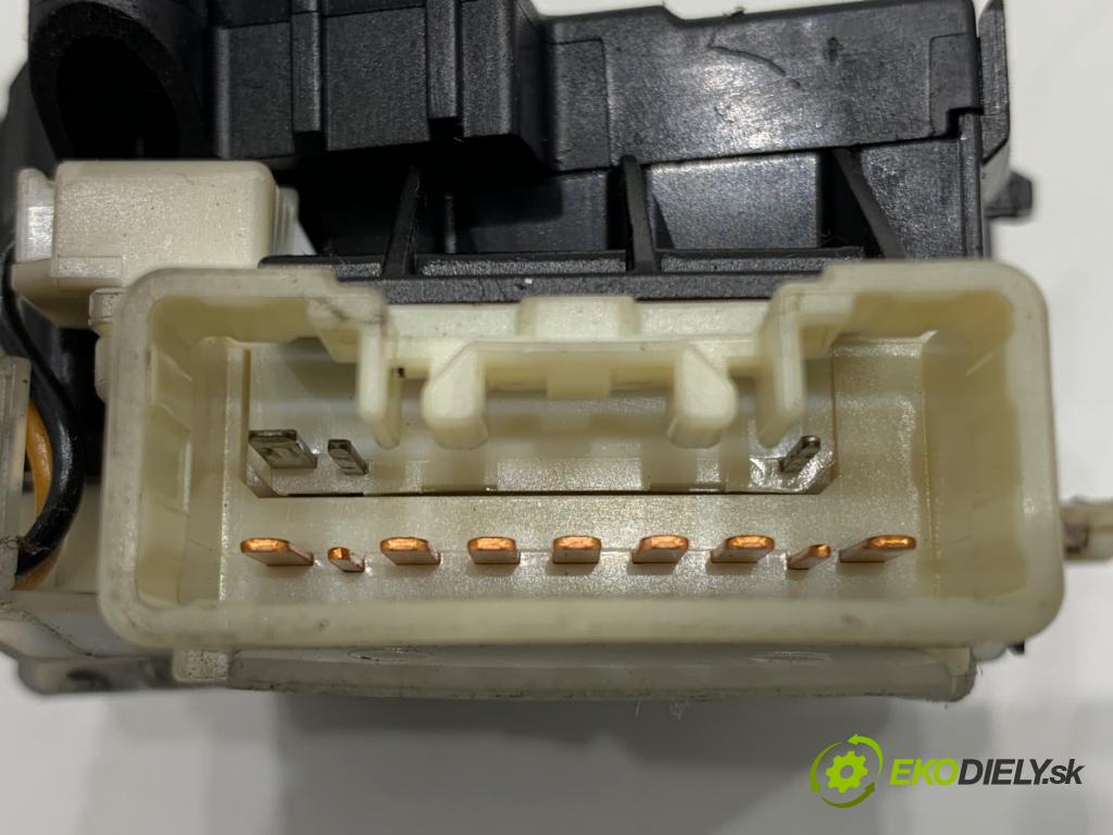 TOYOTA COROLLA E12 liftback 2004 85 kW 2.0 D-4D (CDE120R_, CDE120L_) 1995 Prepínač smeroviek 02180-173713 (Prepínacie páčky pod volantom)