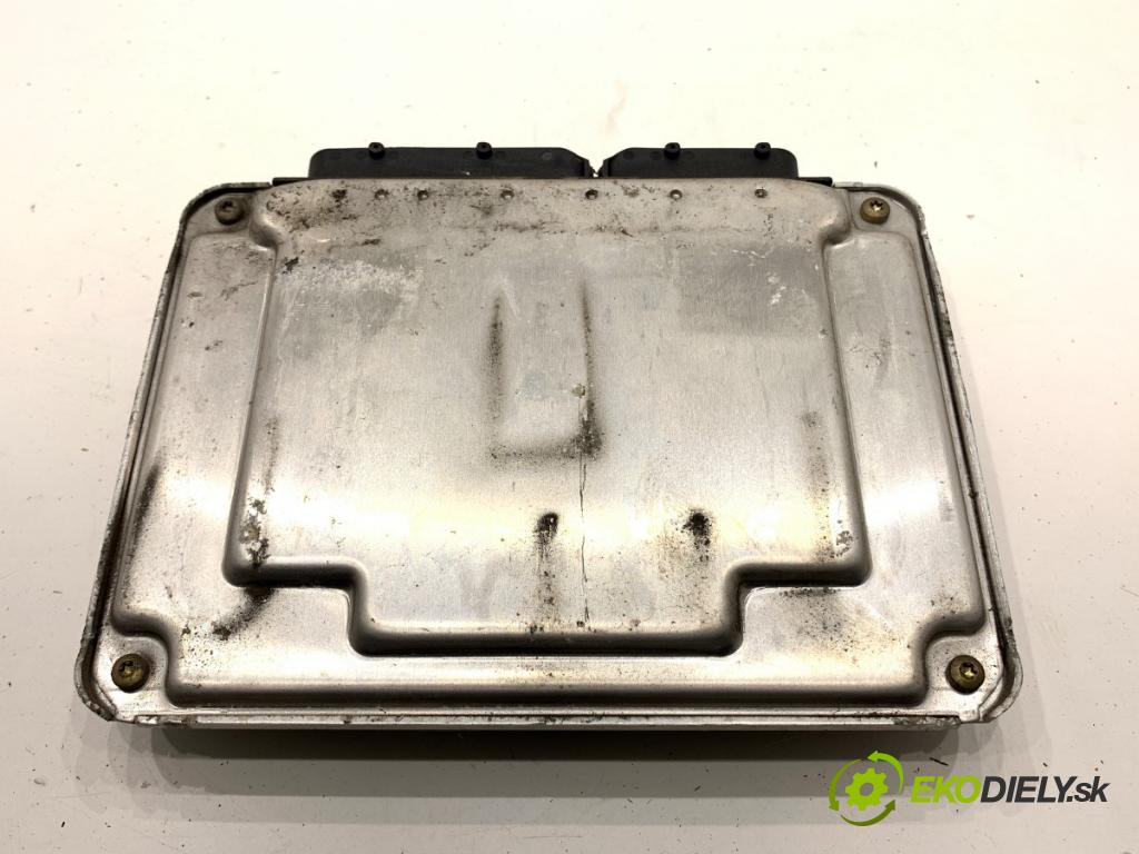VW GOLF IV Kombi 2001 66 kW 1.9 TDI 1896 riadiaca jednotka Motor 038906012FA (Riadiaca jednotka)