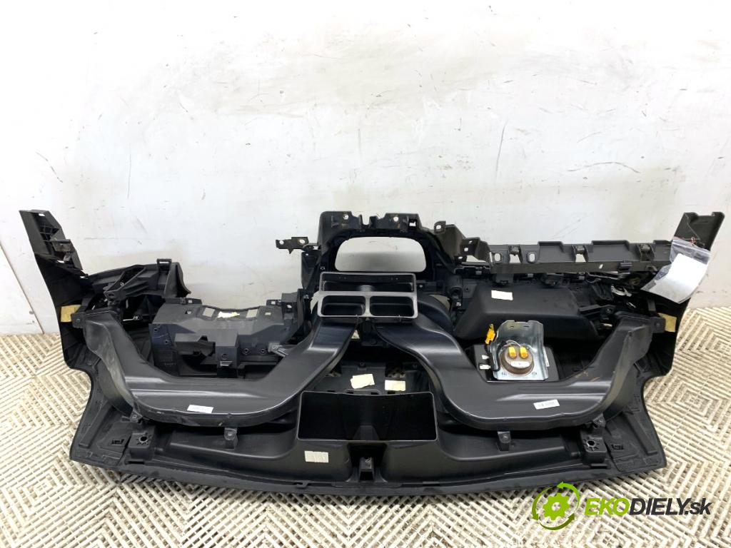 FIAT DOBLO II Autobus 2018 70 kW 1.4 (263AXA1A) 1368 Palubná doska VANKÚŠ: spolujazdca