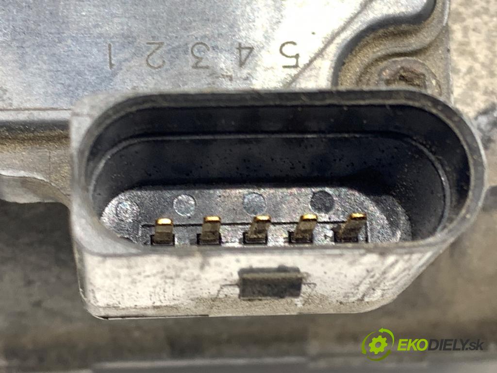 AUDI A6 C5 Kombi 2003 120 kW 2.5 TDI 2496 Váha vzduchu 059906461G (Váha vzduchu)