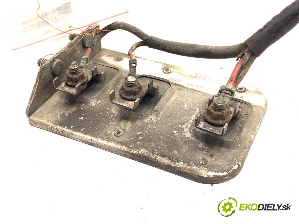 AUDI A6 C5 Kombi 2003 120 kW 2.5 TDI 2496 modul ventilátoru 8D0959493A