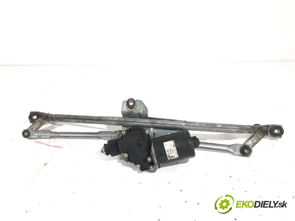 AUDI A6 C5 Kombi 2003 120 kW 2.5 TDI 2496 Mechanizmus stieračov predný 4B1955113 (Motorček stieračov predný)