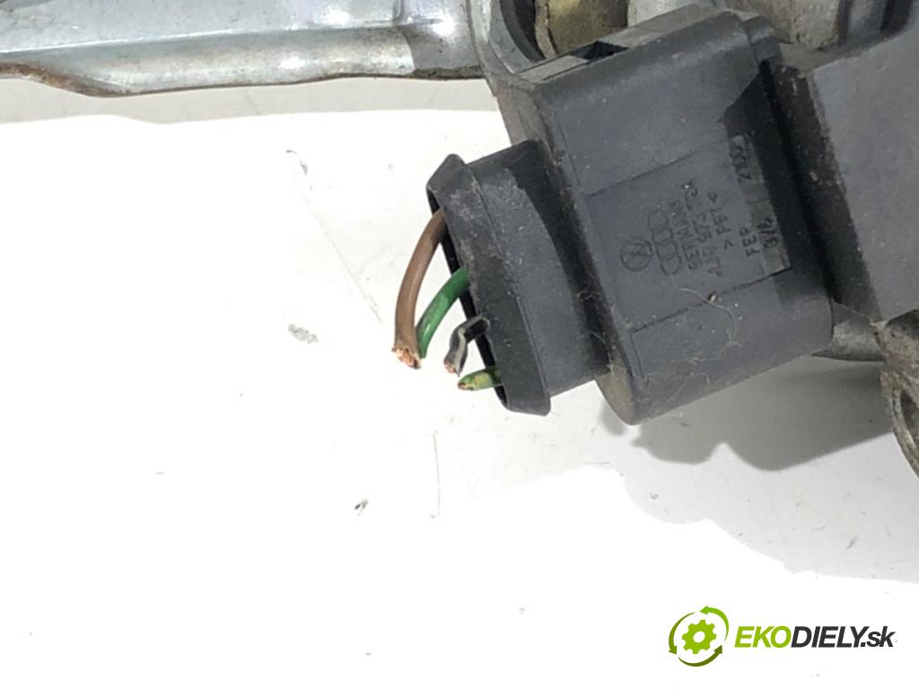 AUDI A6 C5 Kombi 2003 120 kW 2.5 TDI 2496 Mechanizmus stieračov predný 4B1955113 (Motorček stieračov predný)