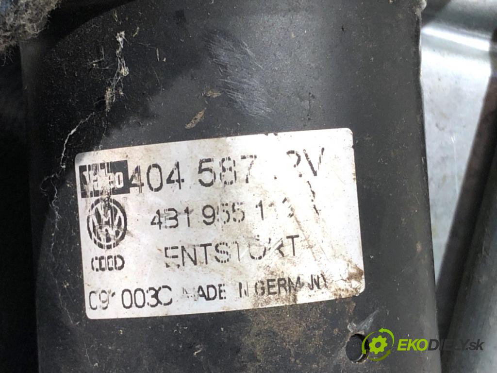 AUDI A6 C5 Kombi 2003 120 kW 2.5 TDI 2496 Mechanizmus stieračov predný 4B1955113 (Motorček stieračov predný)