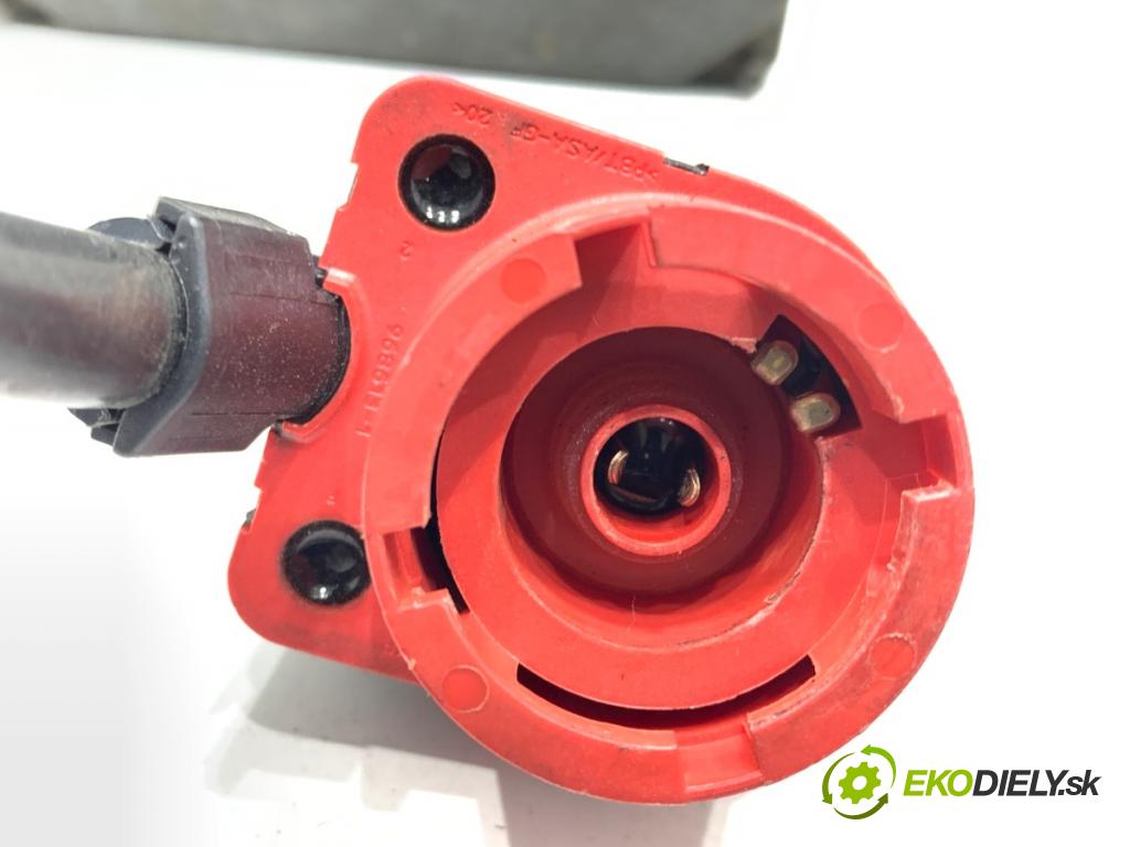 AUDI A6 C5 Kombi 2003 120 kW 2.5 TDI 2496 Menič XENON 4B0941471 (Riadiaca jednotka xenónu)