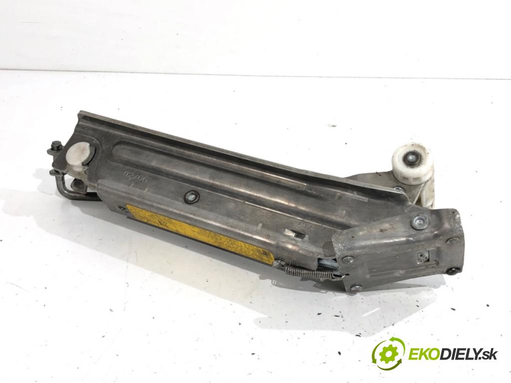 AUDI A6 C6 Kombi 2006 125 kW 2.0 TFSI 1984 ZVEDÁK: - mechanismus 4F0011031