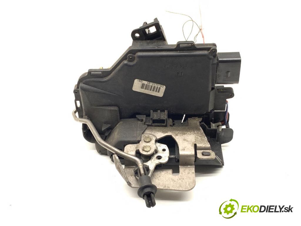 AUDI A6 C5 Kombi 2004 132 kW 2.5 TDI 2496 zámok dveře pravý přední část 4B1837016G