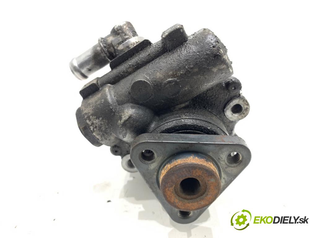 AUDI A6 C5 Kombi 2004 132 kW 2.5 TDI 2496 pumpa servočerpadlo 4B0145155R (Servočerpadlo)
