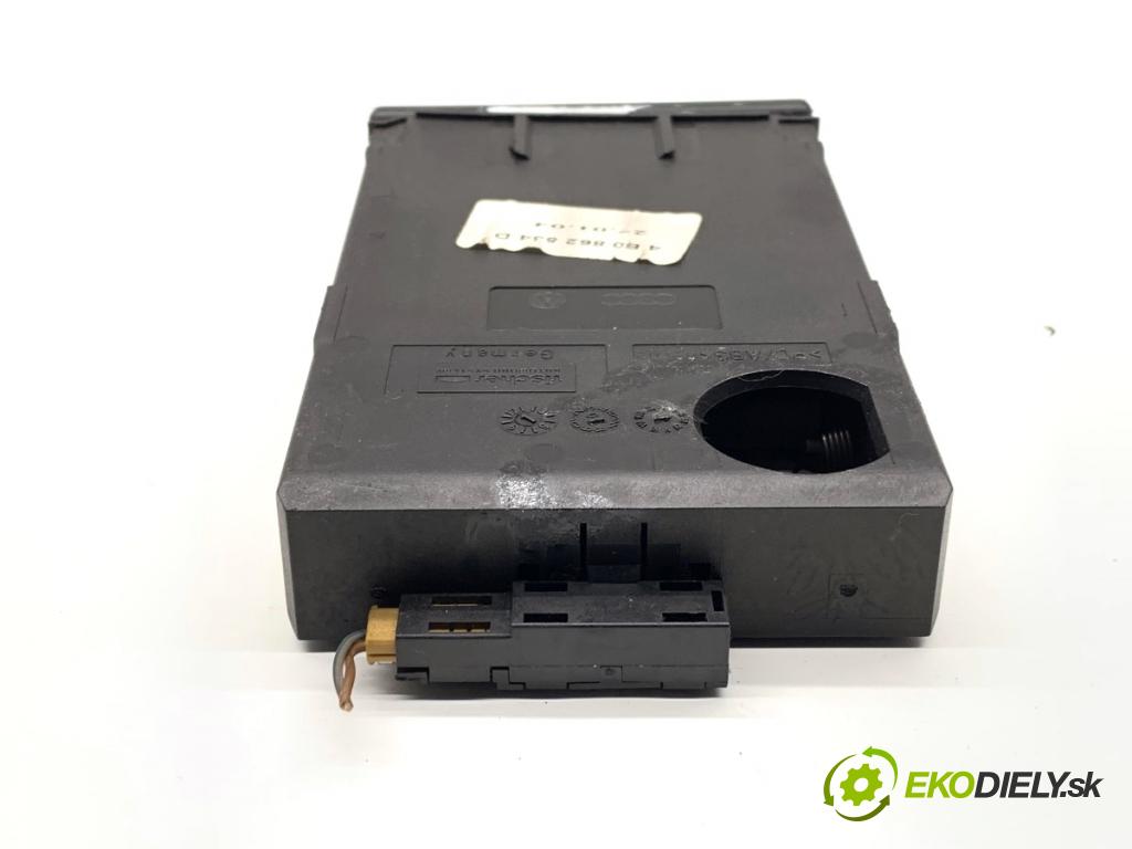 AUDI A6 C5 Kombi 2004 132 kW 2.5 TDI 2496 Držiak na nápoje 4B0862534D (Držiak (úchyt) na nápoje)