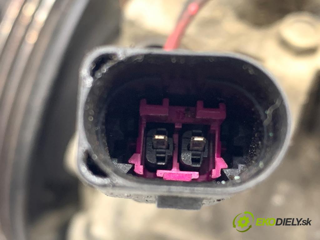 AUDI A6 C5 Kombi 2004 132 kW 2.5 TDI 2496 Kompresor klimatizácie  (Kompresor klimatizácie)