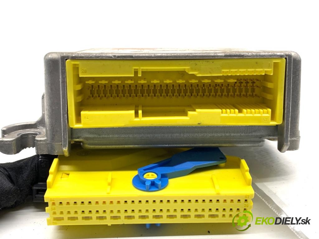 AUDI A6 C5 Kombi 2004 132 kW 2.5 TDI 2496 senzor airbag 4B0959655AA (Snímač)