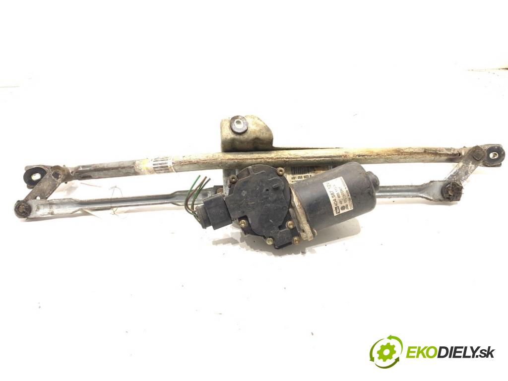 AUDI A6 C5 Kombi 2004 132 kW 2.5 TDI 2496 Mechanizmus stieračov predný 4B1955603B (Motorček stieračov predný)