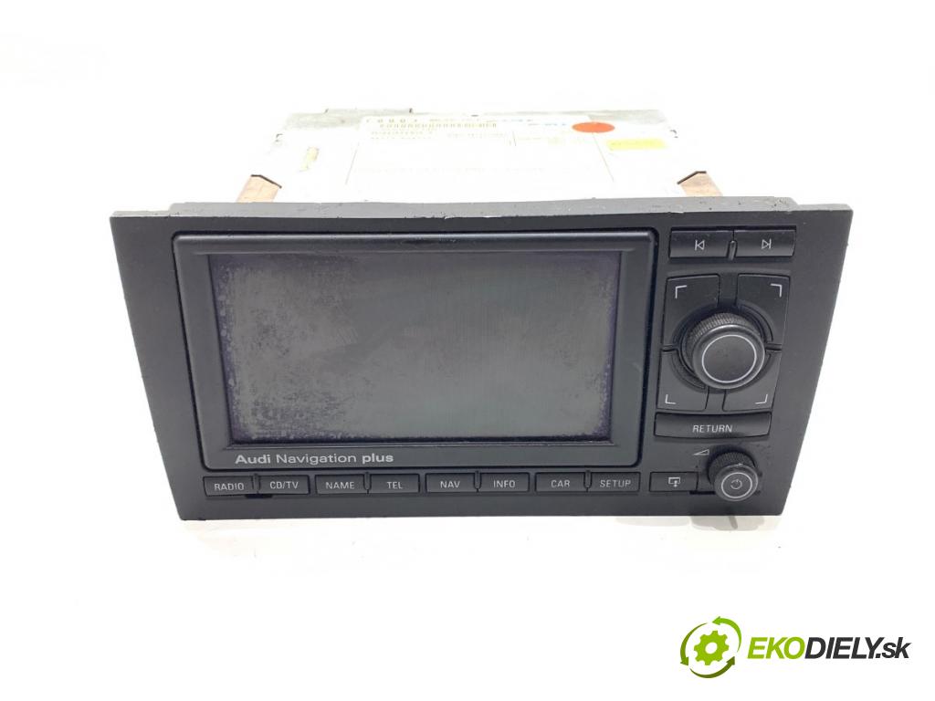 AUDI A6 C5 Kombi 2004 132 kW 2.5 TDI 2496 RADIO 4B0035192P (Audio zariadenie)
