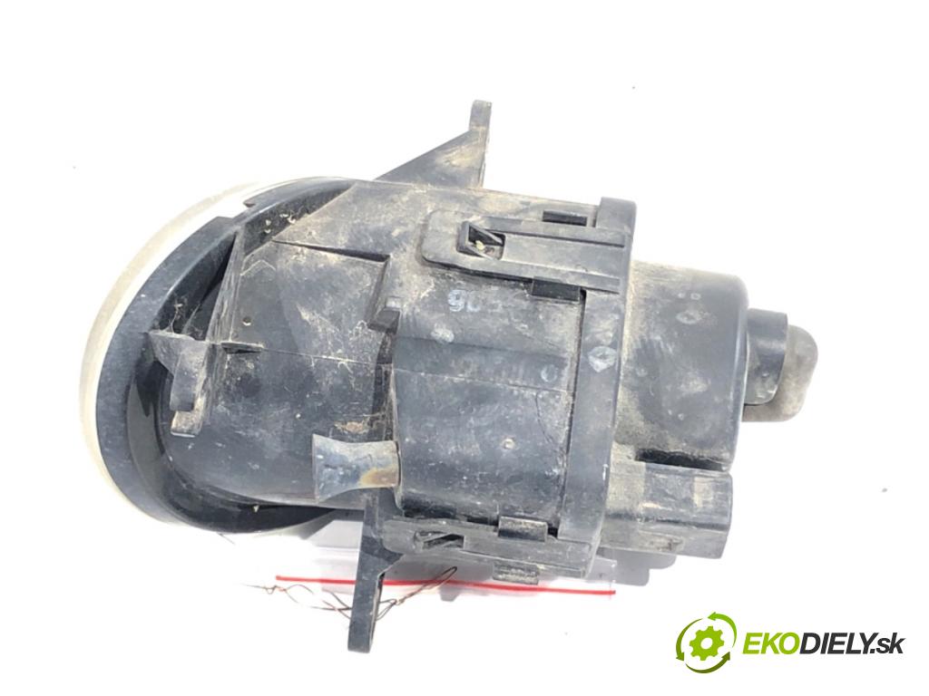 AUDI A6 C5 Kombi 2004 132 kW 2.5 TDI 2496 hmlové svetlo, hmlovka pravý přední část 246556-00