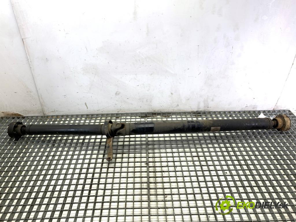 AUDI A6 C5 Kombi 2004 132 kW 2.5 TDI 2496 Kardaň, hriadeľ hnací zad 4B0521106F (Kardaňový hriadeľ)