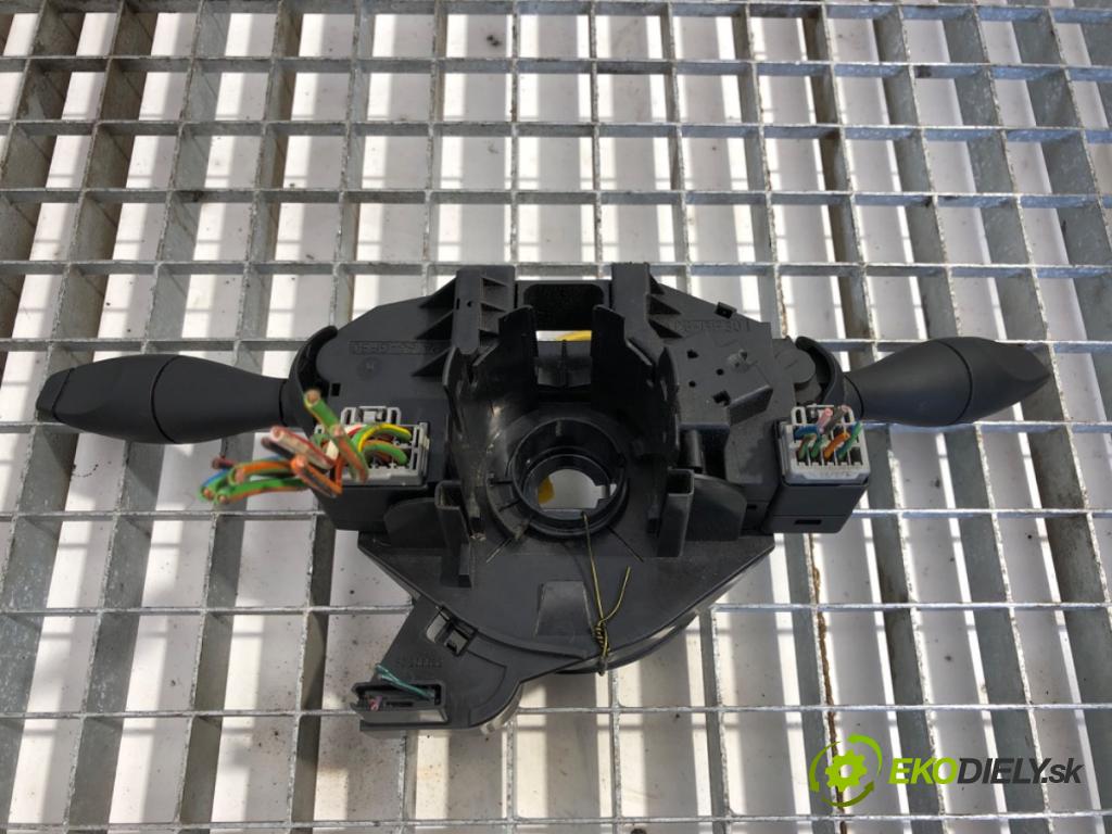 FORD TRANSIT IV Autobus 2002 74 kW 2.0 DI (F_E_, F_F_, F_G_) 1998 Prepínač kombinovaný YC1T-14A664-AE (Prepínacie páčky pod volantom)