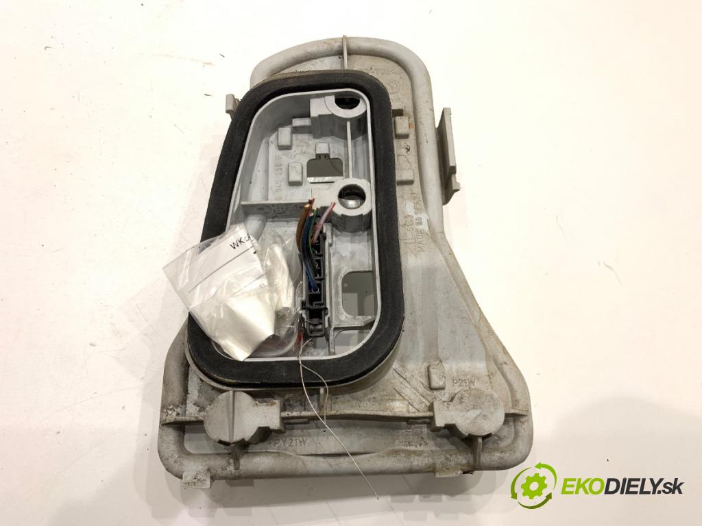 VW POLO IV 9N liftback 2007 51 kW 1.4 TDI 1422 vložka svetla pravý zadní část 6Q6945258F