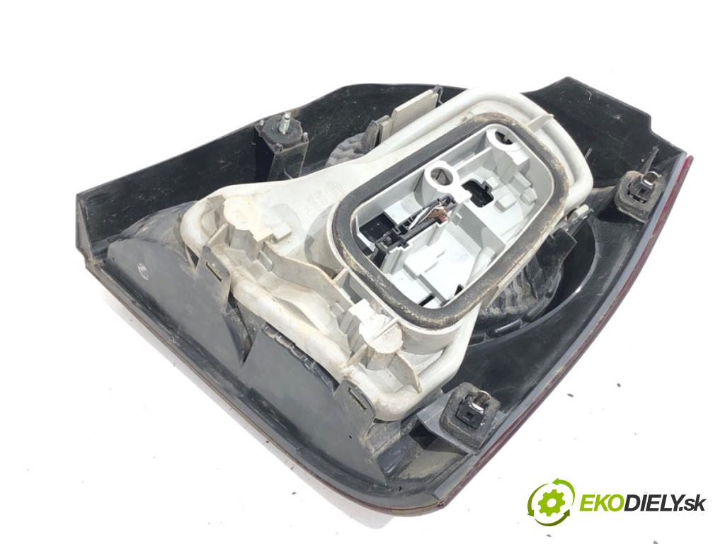 VW POLO IV 9N liftback 2007 51 kW 1.4 TDI 1422 světlo levý zadní část