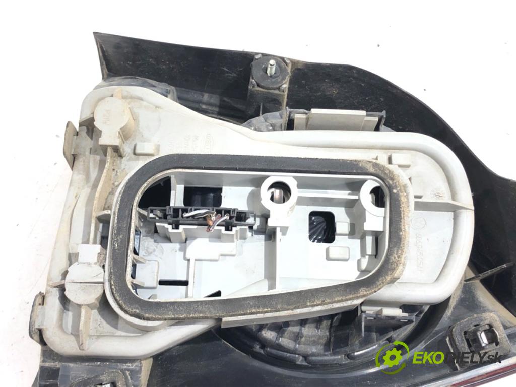 VW POLO IV 9N liftback 2007 51 kW 1.4 TDI 1422 světlo levý zadní část