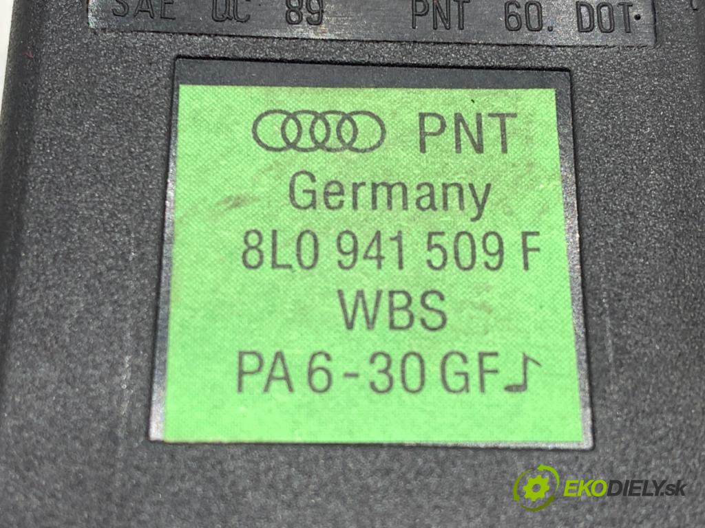 AUDI A3 8L liftback 1998 81 kW 1.9 TDI 1896 Spínač svetiel výstražných (núdzových) 8L0941509F (Prepínacie páčky pod volantom)