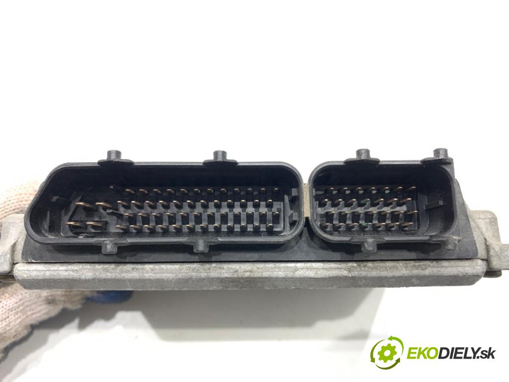 AUDI A3 8L liftback 1998 81 kW 1.9 TDI 1896 riadiaca jednotka Motor 038906018AE 0281001851 (Riadiaca jednotka)