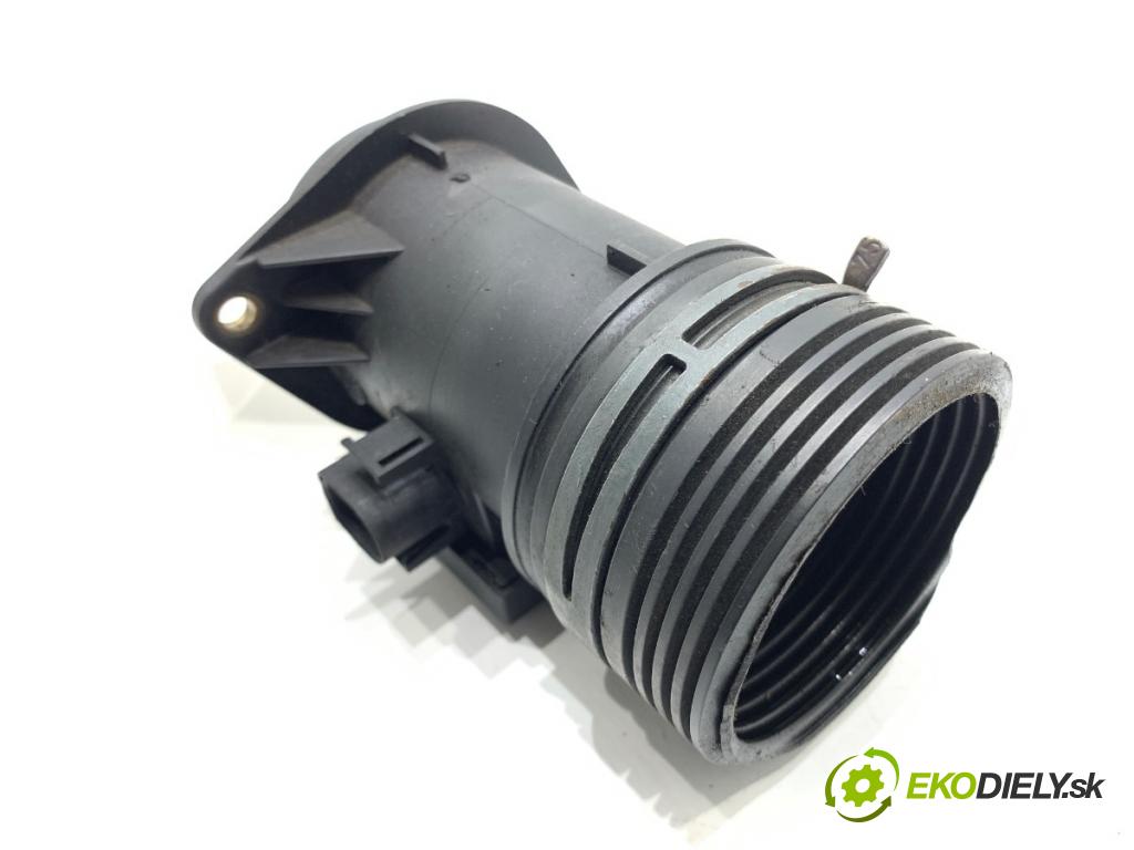 AUDI A3 8L liftback 1998 81 kW 1.9 TDI 1896 Váha vzduchu 074906461 (Váha vzduchu)