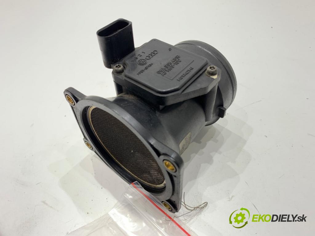 AUDI A3 8L liftback 2000 75 kW 1.6 1595 Váha vzduchu 1J0129574B (Váha vzduchu)