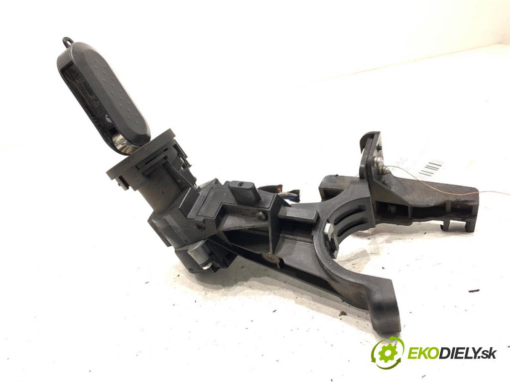 FIAT DOBLO II Autobus 2018 70 kW 1.4 (263AXA1A) 1368 spinačka 00519285260 (Spínacia skrinka)