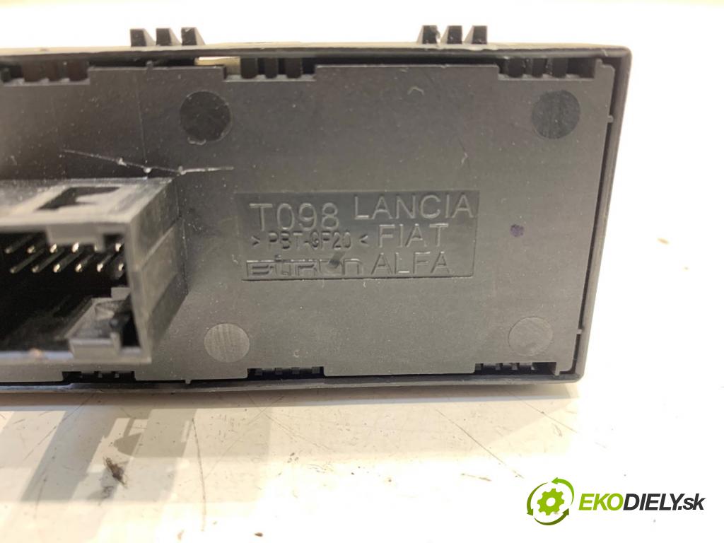 FIAT DOBLO II Autobus 2018 70 kW 1.4 (263AXA1A) 1368 Prepínač okien 7354986800 (Prepínacie páčky pod volantom)