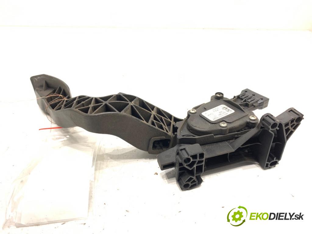 FIAT DOBLO II Autobus 2018 70 kW 1.4 (263AXA1A) 1368 Potenciometer plynu 52013951 (Potenciometer plynového pedálu)