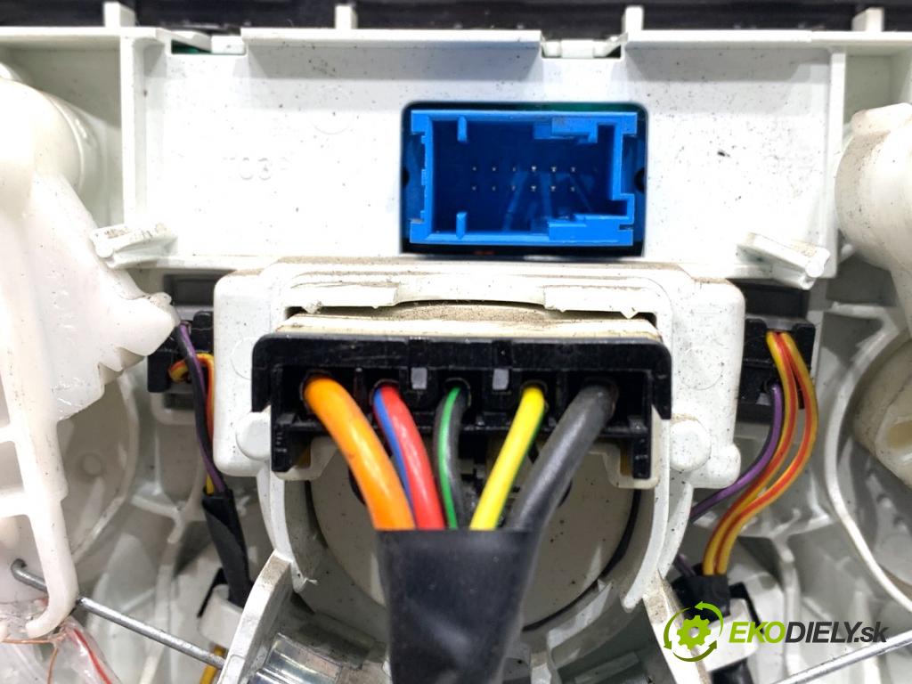 FIAT DOBLO II Autobus 2018 70 kW 1.4 (263AXA1A) 1368 Panel ovládania kúrenia 735605075 (Prepínacie páčky pod volantom)