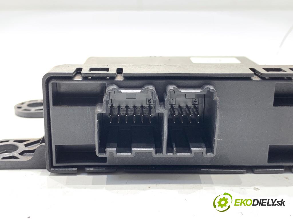 FIAT DOBLO II Autobus 2018 70 kW 1.4 (263AXA1A) 1368 Modul PDC 00521054130 (Riadiaca jednotka ostatné)