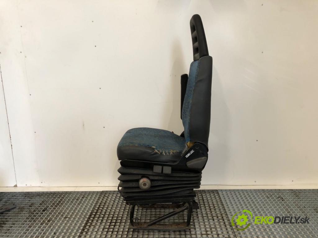 IVECO DAILY III Platforma / podwozie 2000 92 kW 50 C 13 2798 sedadlo levý přední část