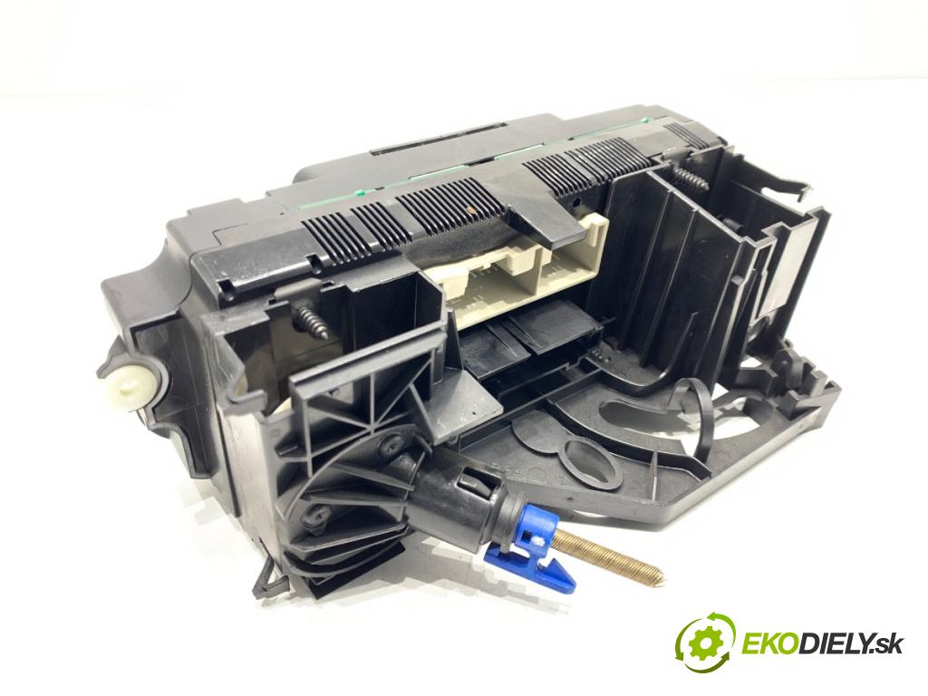 VW TOURAN nadwozie wielkoprzestrzenne (MPV) 2005 77 kW 1.9 TDI 1896 Panel ovládania kúrenia  (Prepínacie páčky pod volantom)