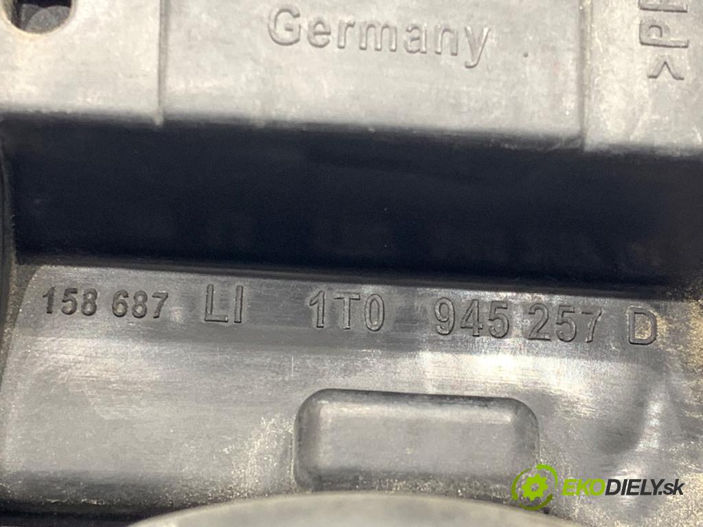 VW TOURAN nadwozie wielkoprzestrzenne (MPV) 2005 77 kW 1.9 TDI 1896 vložka svetla levý zadní část 1T0945257D