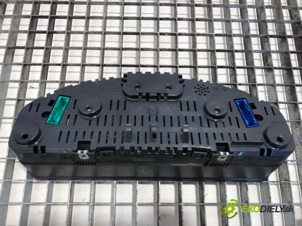 VW TRANSPORTER T5 Autobus 2005 63 kW 1.9 TDI 1896 Prístrojovka  (Prístrojová doska)