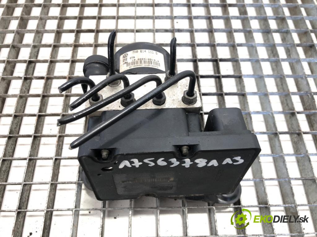 VW TRANSPORTER T5 Autobus 2005 63 kW 1.9 TDI 1896 Pumpa ABS 7H0907379G (Pumpa ABS)