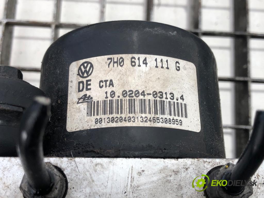 VW TRANSPORTER T5 Autobus 2005 63 kW 1.9 TDI 1896 Pumpa ABS 7H0907379G (Pumpa ABS)