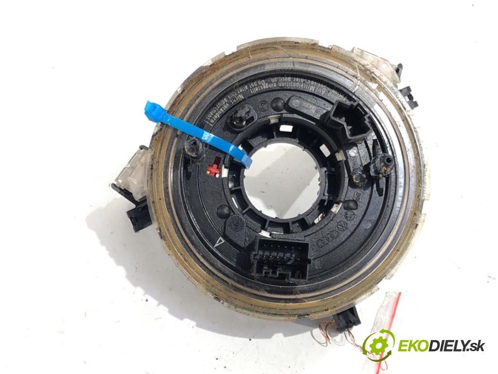 AUDI A4 B6 Kombi 2003 120 kW 2.5 TDI 2496 kroužek slimák airbag 8E0953541D (Airbag)